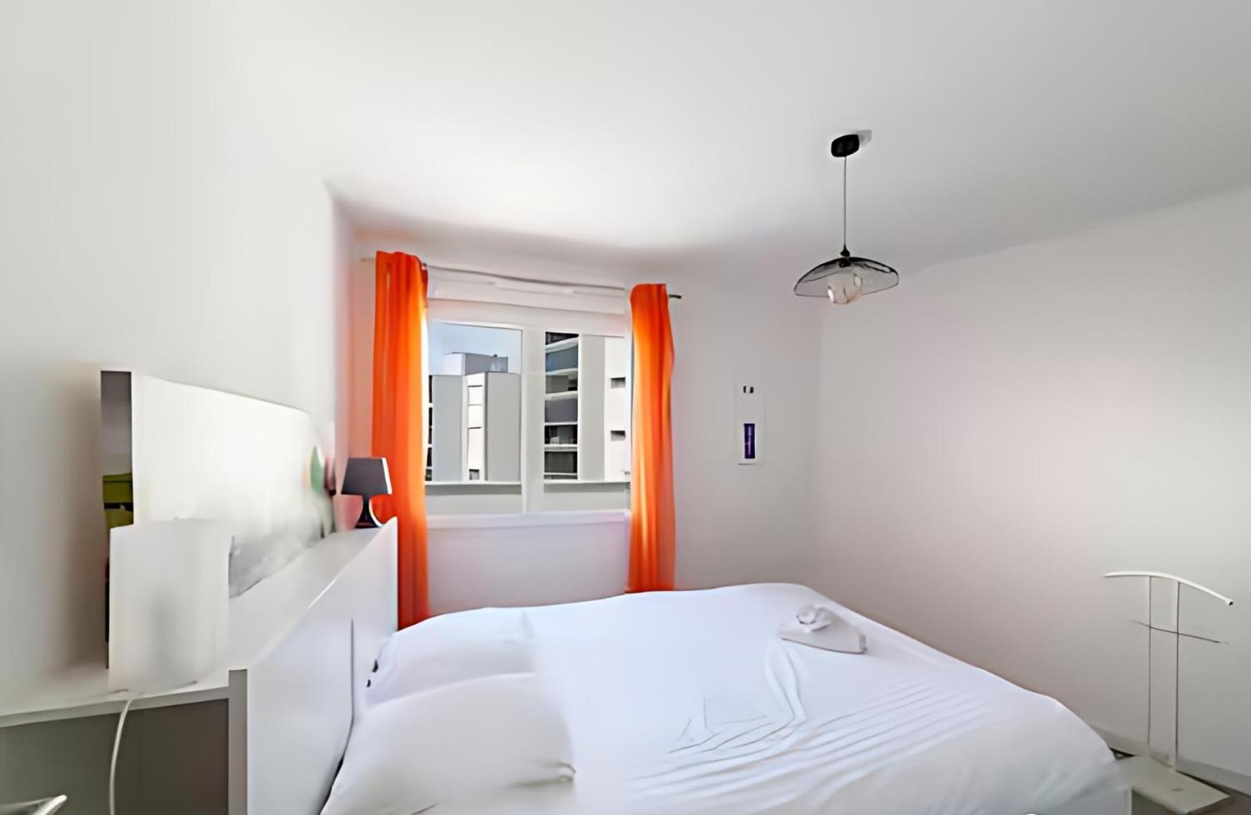 L'Esplanade Apartment Besancon Bagian luar foto